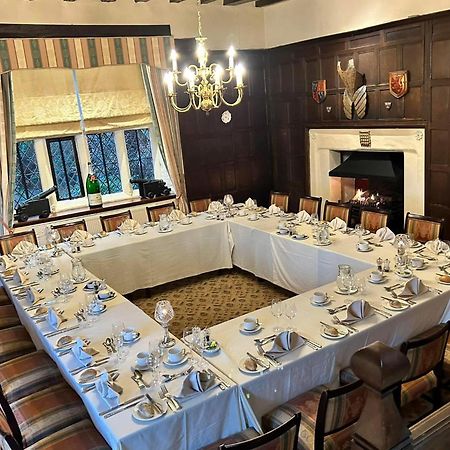 Albright Hussey Manor Hotel Hadnall Bagian luar foto