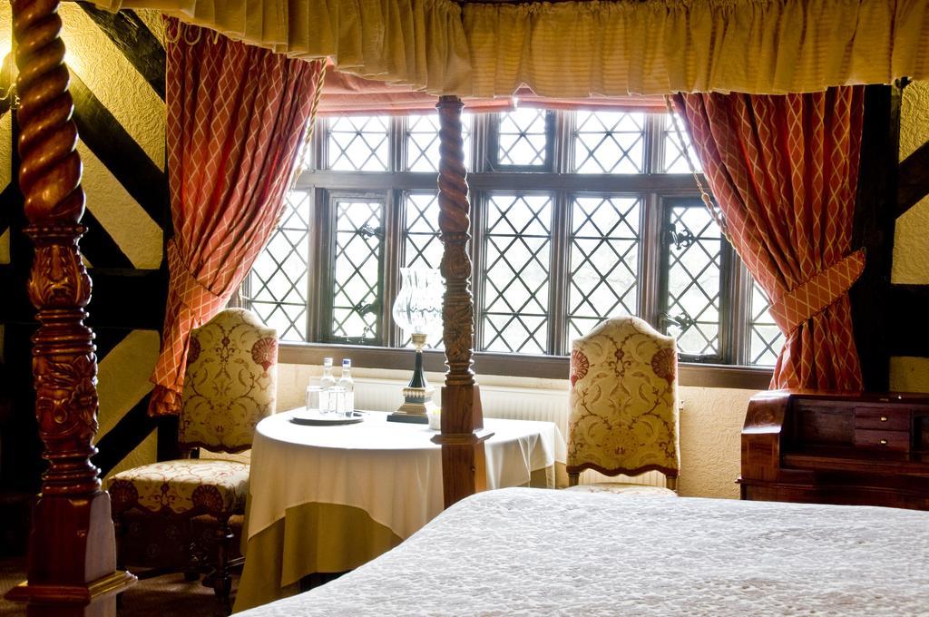 Albright Hussey Manor Hotel Hadnall Bagian luar foto
