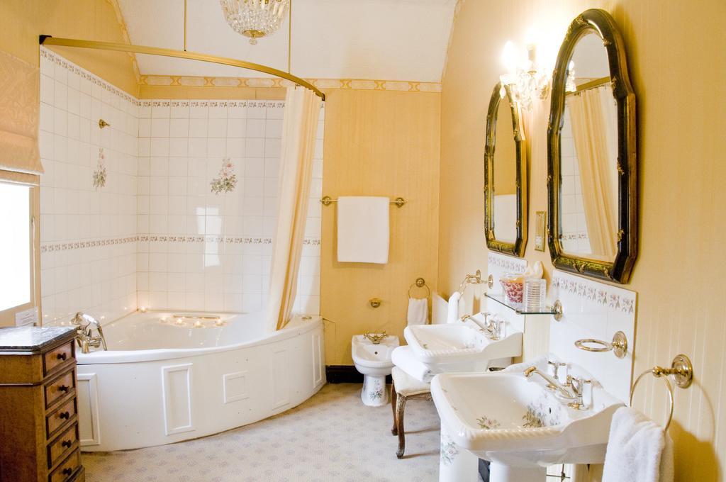 Albright Hussey Manor Hotel Hadnall Bagian luar foto