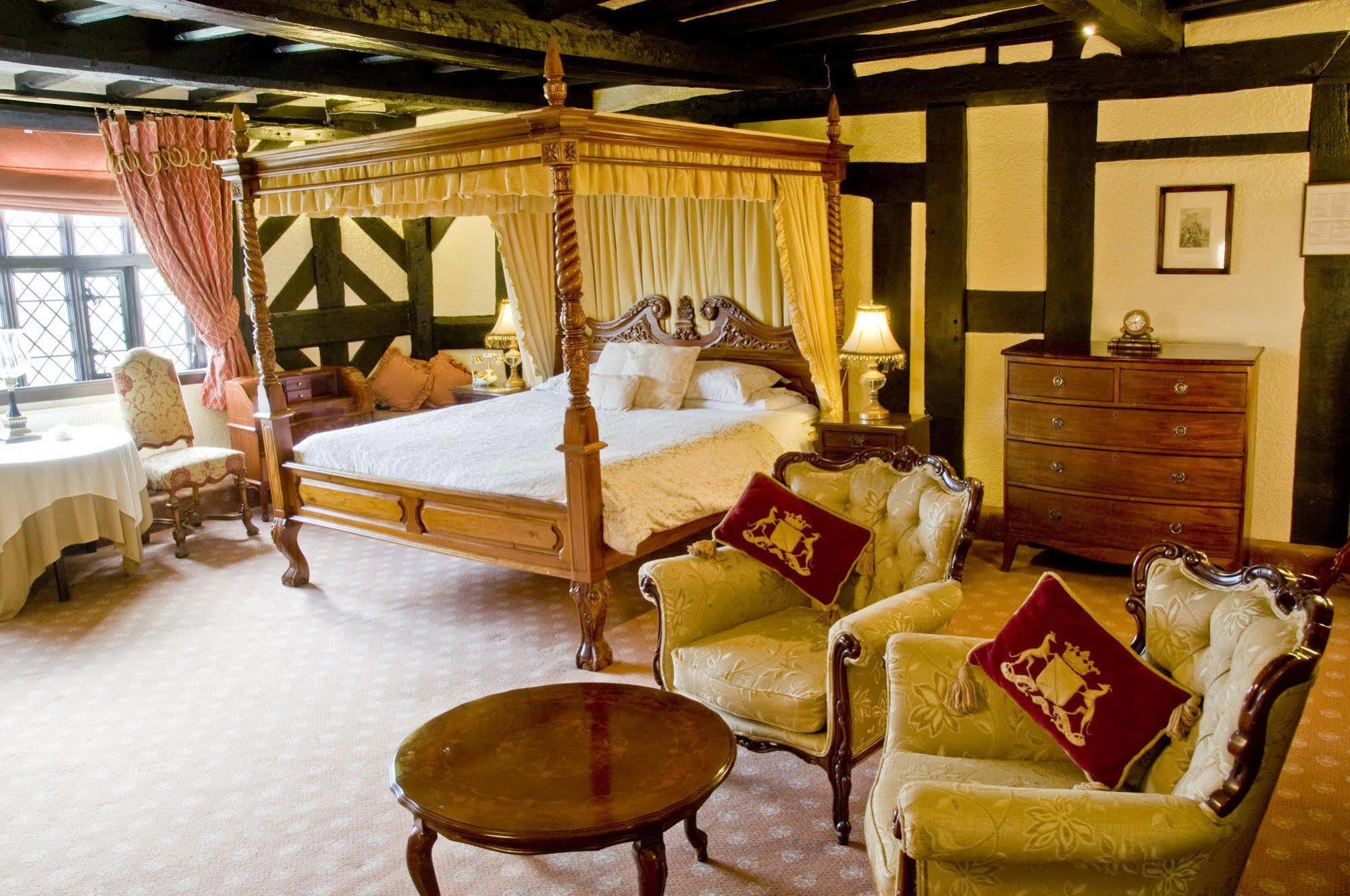 Albright Hussey Manor Hotel Hadnall Bagian luar foto